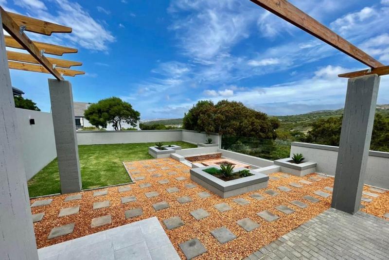 4 Bedroom Property for Sale in Mossel Bay Western Cape